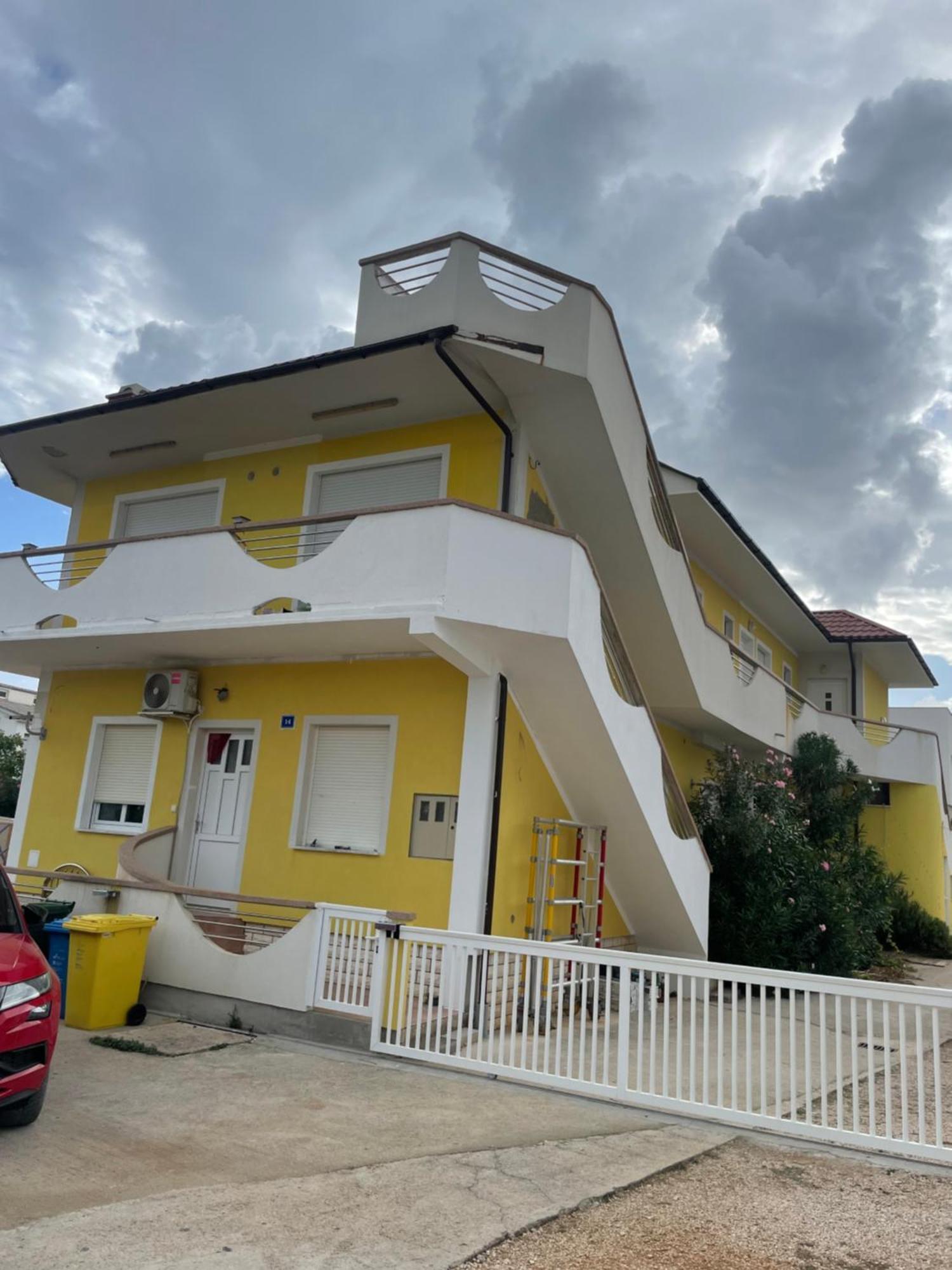 Elia Apartment Vir Bagian luar foto