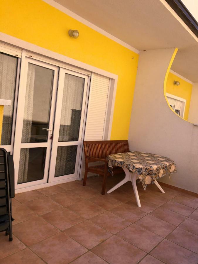 Elia Apartment Vir Bagian luar foto