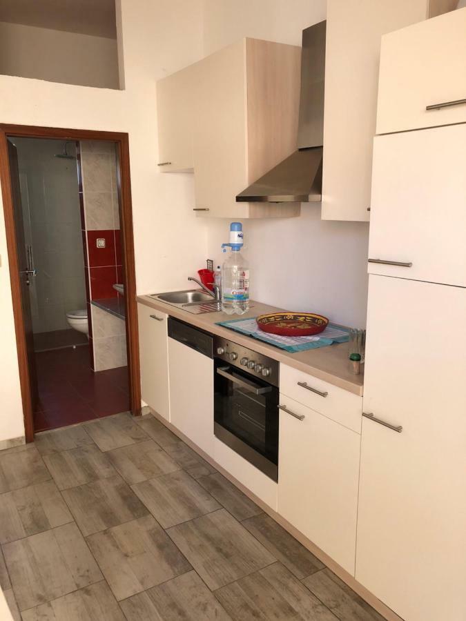 Elia Apartment Vir Bagian luar foto