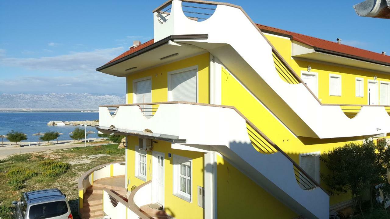 Elia Apartment Vir Bagian luar foto